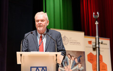 prof. dr hab. Andrzej Rychard,